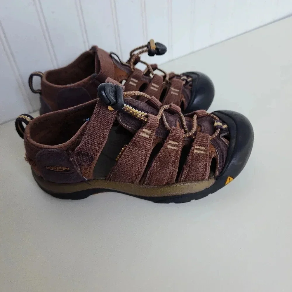 Keen newport shoes